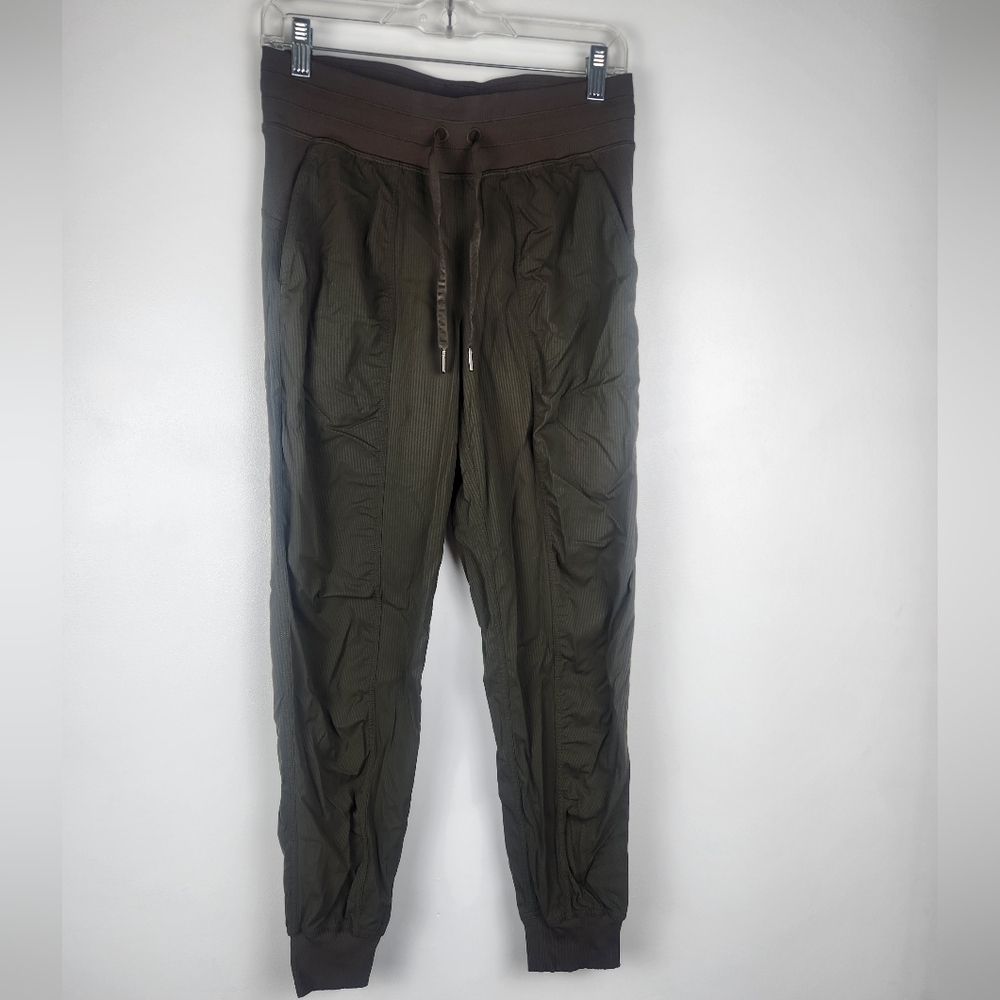 Lululemon Ready to Rulu Ripstop Jogger – Size 6